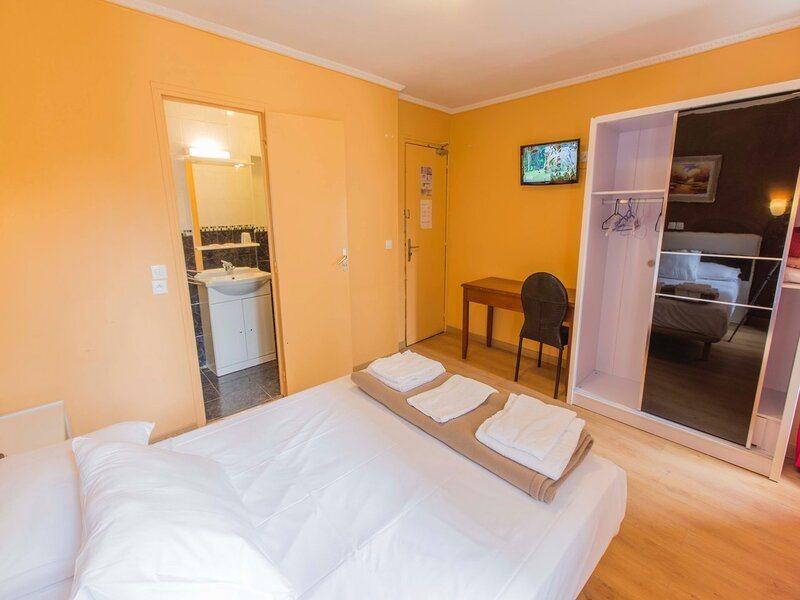 Hipotel Gambetta Republique 2* Parijs